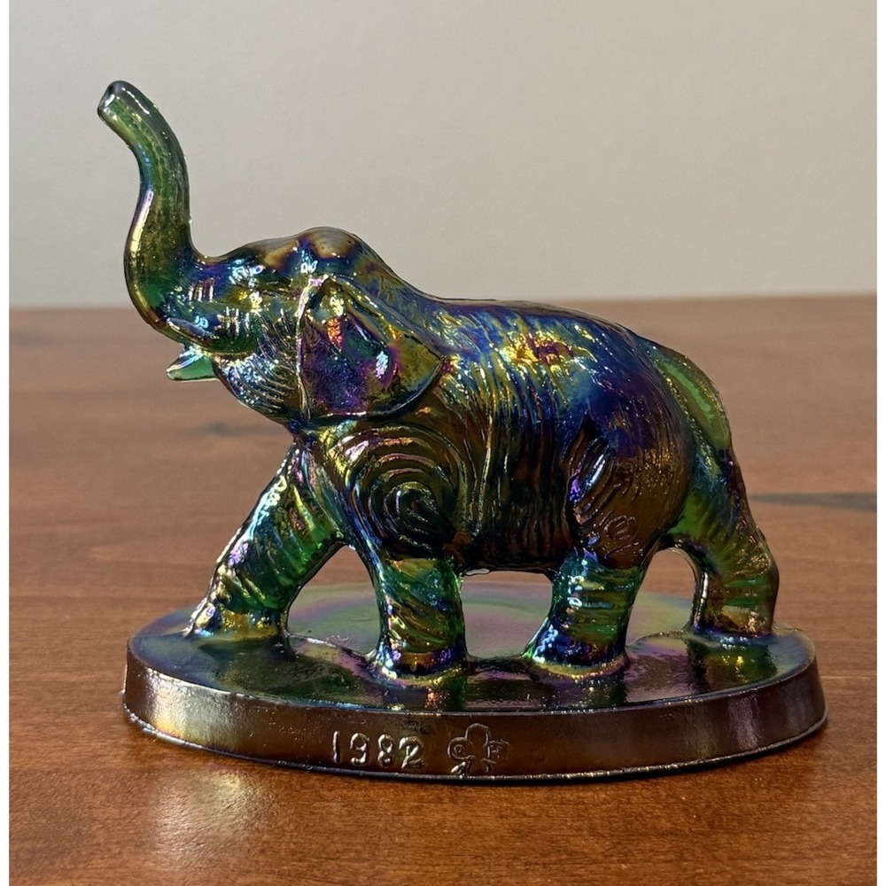 Mosser Glass Bimbah Elephant Black Knight Carnival Robert Henry 1982